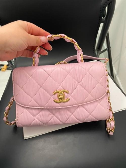 Popular pink ladies' bags
